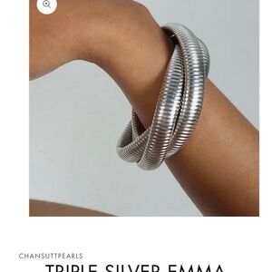 ChanSutt Pearls Silver Triple Bracelet